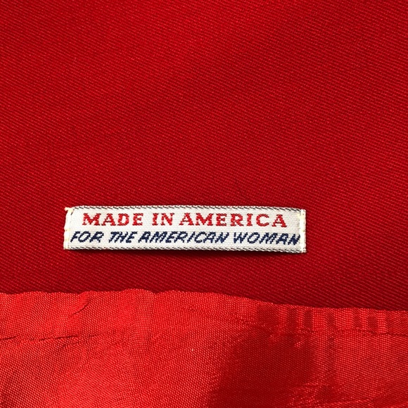 Women's Saville Red 100% Wool Blazer - Picture 10 of 16